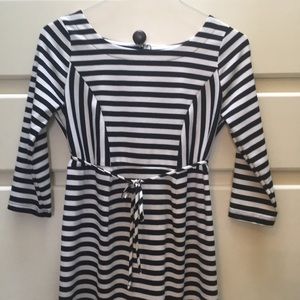 Motherhood maternity dress- size small